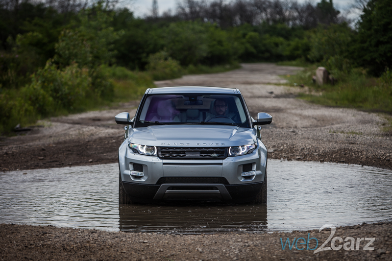 Illustration for article titled The Range Rover Evoque Isn't Just a Mall-Crawler